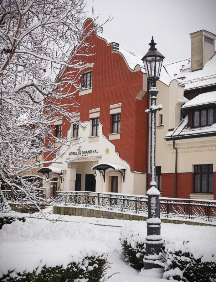 Grand Sal Hotel Wieliczka Bagian luar foto