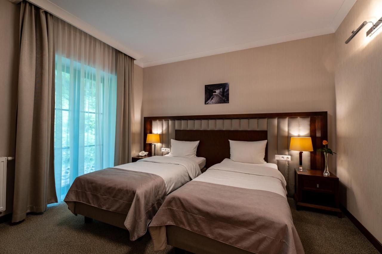 Grand Sal Hotel Wieliczka Bagian luar foto