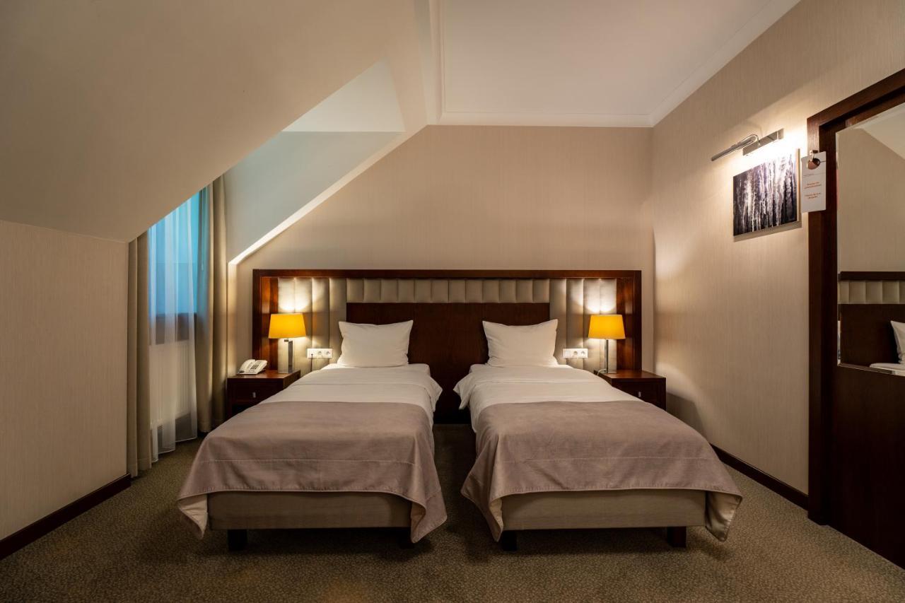 Grand Sal Hotel Wieliczka Bagian luar foto