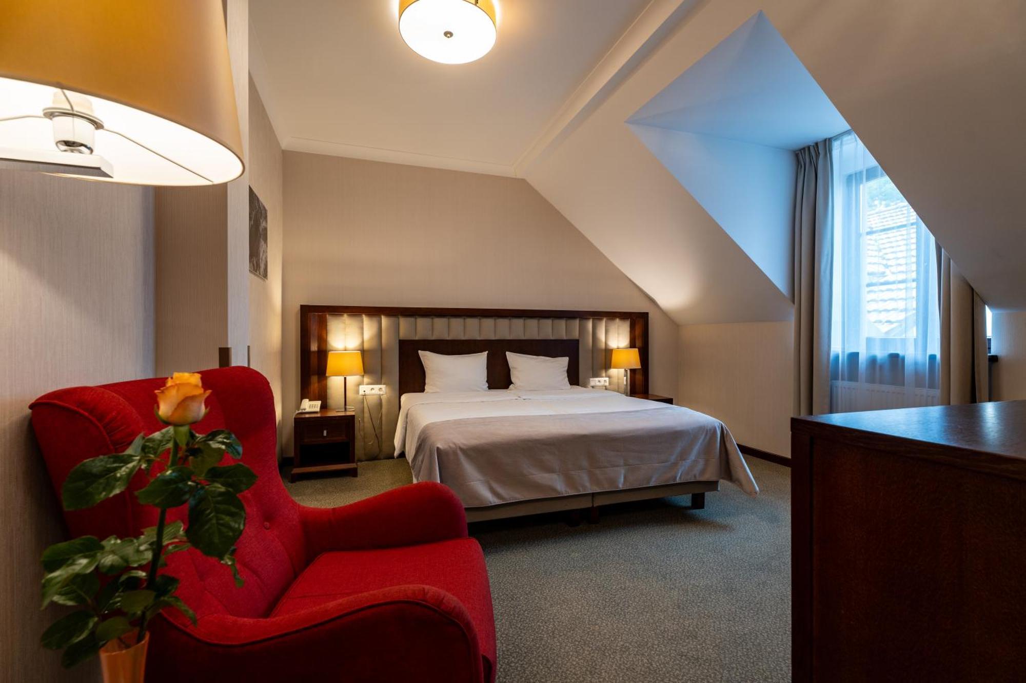Grand Sal Hotel Wieliczka Bagian luar foto