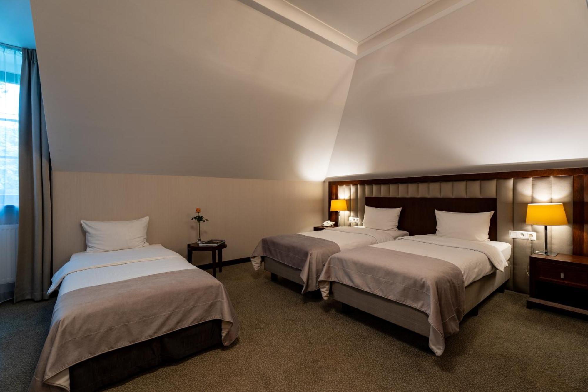Grand Sal Hotel Wieliczka Bagian luar foto