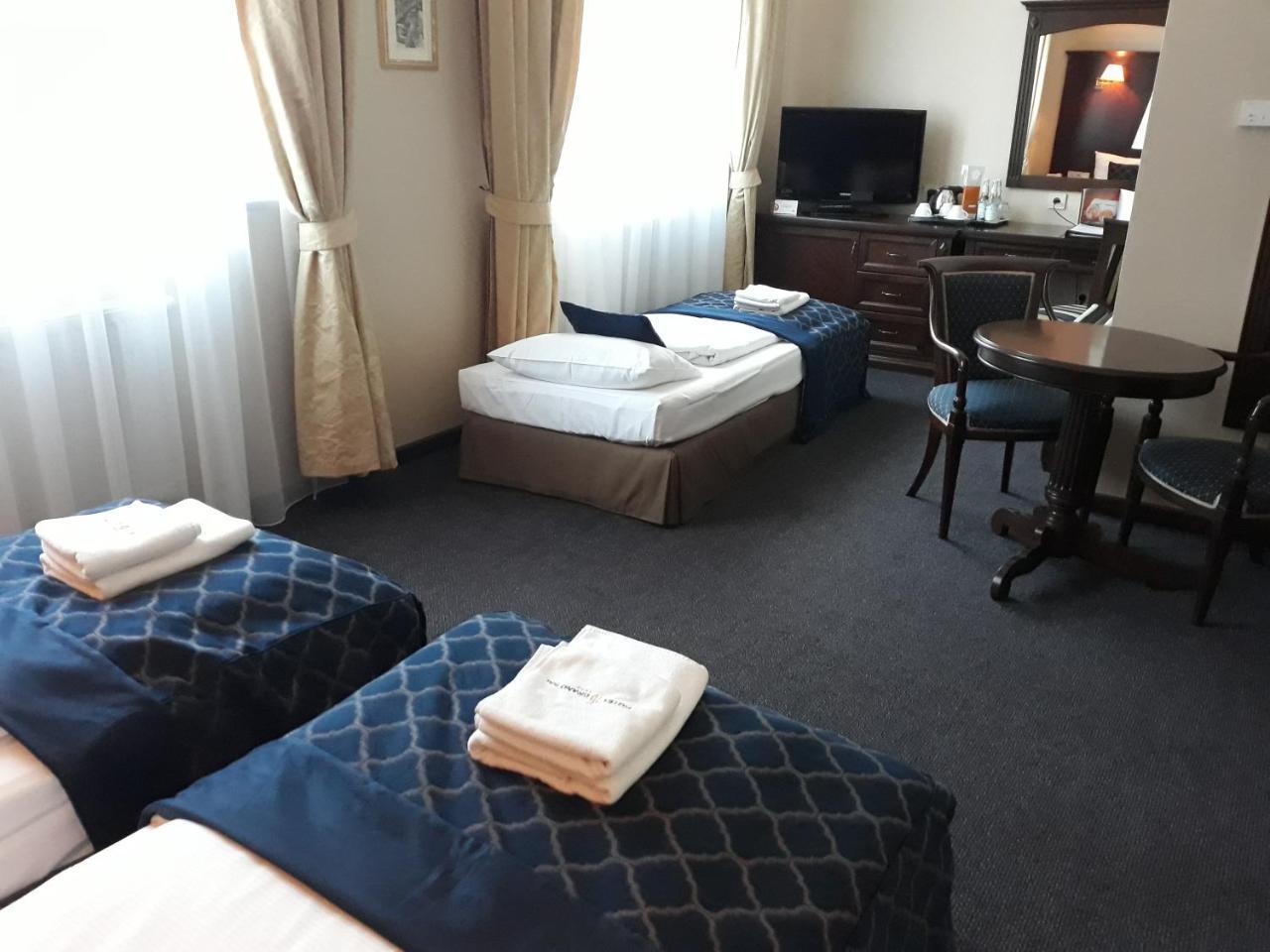 Grand Sal Hotel Wieliczka Bagian luar foto
