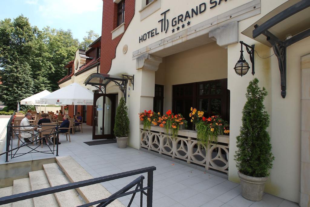 Grand Sal Hotel Wieliczka Bagian luar foto