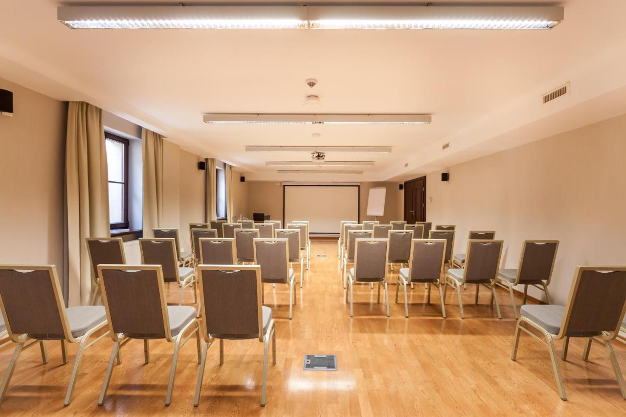 Grand Sal Hotel Wieliczka Bagian luar foto